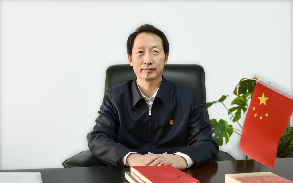 党员,法学博士,教授,硕士研究生导师,现任内蒙古师范大学党委副书记